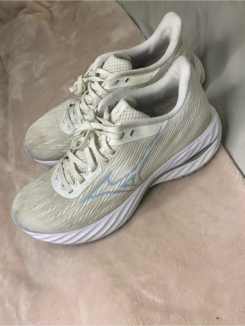 Mizuno Inspire 21 Women Sneakers Shoes Size 7.5